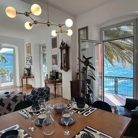 Pace - Garden With Private Access *